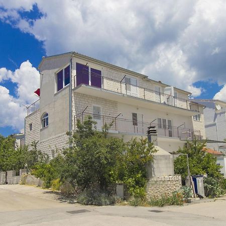 Apartments Vince Primošten Екстериор снимка